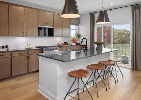Kitchen - Lake Bluff Drive, Springfield, OH 45231 photo 1 of 8