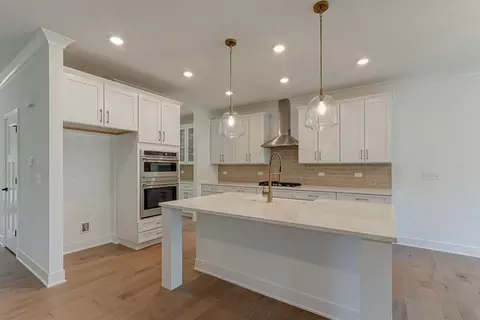 Kitchen - 12951 S Platte Trl, Plainfield, IL 60585 photo 1 of 2