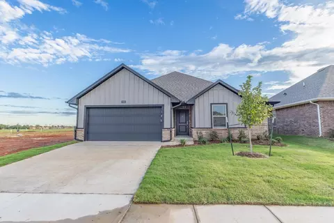 2208 NW 170th St, Edmond, OK 73012