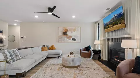 Living - 105 Haverling Pass, Hampton, GA 30228 photo 3 of 4