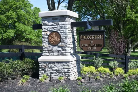 View/Area - 425 Pinehurst Dr, Commerical Point, OH 43116 photo 15 of 18