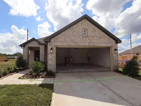 1018 Garnet Star Dr, La Marque, TX 77568