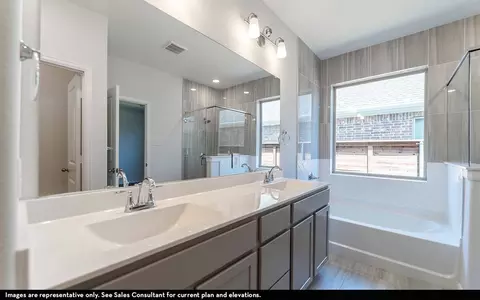 Bath - 1608 Casting Rdg, Mesquite, TX 75181 photo 2 of 7