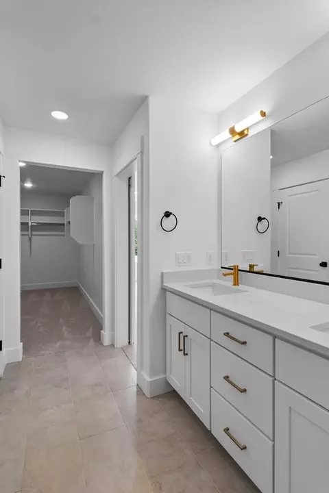 Bath - 672 N 600 W, Tremonton, UT 84337 photo 6 of 10