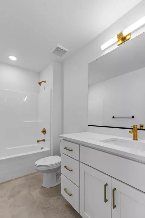 Bath - 672 N 600 W, Tremonton, UT 84337 photo 10 of 10