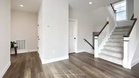 Entry Way - 77 Tupelo St, Lititz, PA 17543 photo 1 of 5