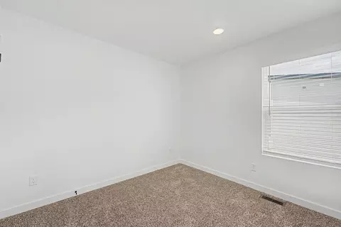 Bedroom - 540 Solar St, Centerton, AR 72713 photo 1 of 5
