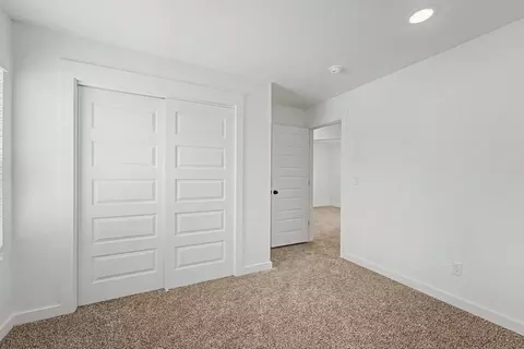Bedroom - 540 Solar St, Centerton, AR 72713 photo 4 of 5