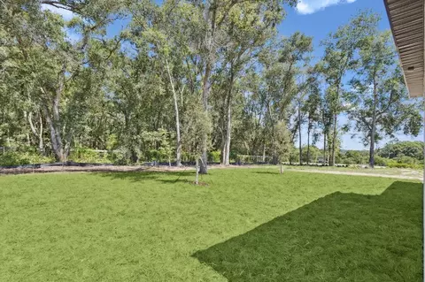 Exterior - 4295 Darby Ct, Eustis, FL 32736 photo 6 of 10