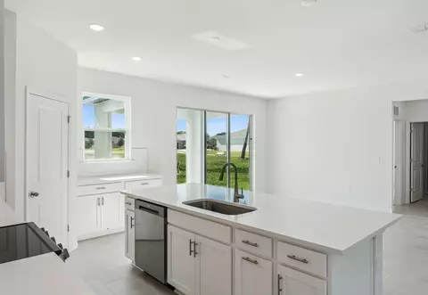 Kitchen - 4295 Darby Ct, Eustis, FL 32736 photo 1 of 8