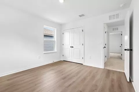 Bedroom - 4295 Darby Ct, Eustis, FL 32736 photo 17 of 21