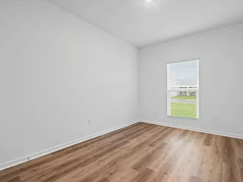 Bedroom - 10306 Grady Ln, Mobile, AL 36695 photo 3 of 5