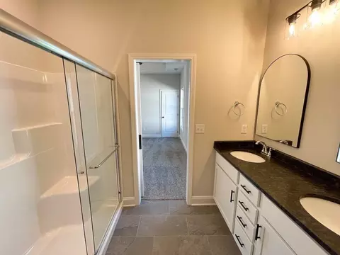 Bath - Claiborne Circle, Franklin, KY 42134 photo 3 of 6