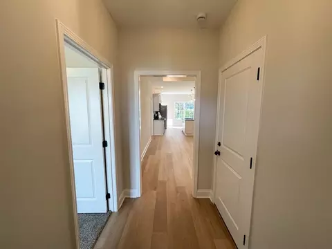 Entry Way - Claiborne Circle, Franklin, KY 42134 photo 1 of 3
