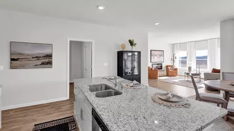 Kitchen - 39 Kings Gate Cv, Jackson, TN 38305 photo 7 of 15