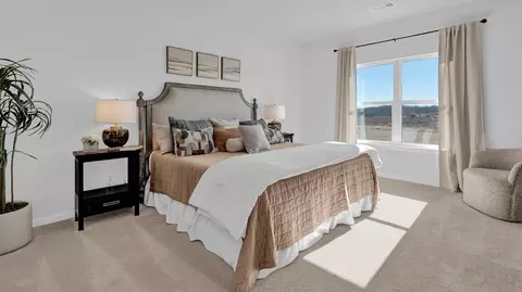 Bedroom - 39 Kings Gate Cv, Jackson, TN 38305 photo 2 of 15