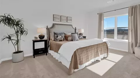 Bedroom - 39 Kings Gate Cv, Jackson, TN 38305 photo 1 of 15