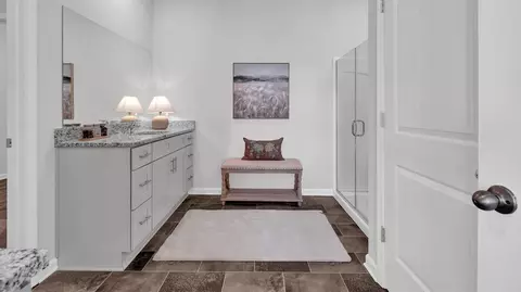 Bath - 39 Kings Gate Cv, Jackson, TN 38305 photo 1 of 10
