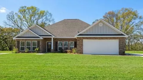 12 Stonemore, Petal, MS 39465