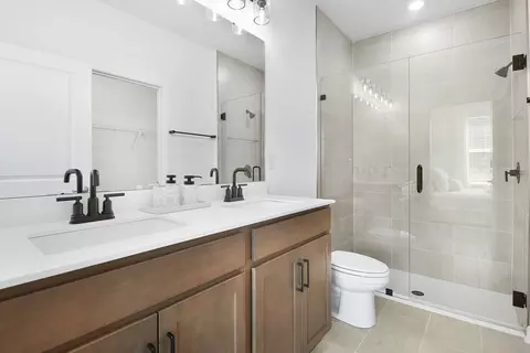Bath - 182 Brook Forest Dr, Saint Augustine, FL 32092 photo 1 of 3