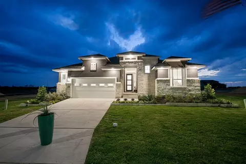 321 Sawtooth Oak Dr, Seguin, TX 78155