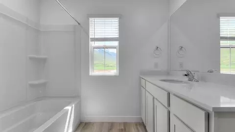 Bath - 718 N 1600 E, Salem, UT 84653 photo 3 of 6