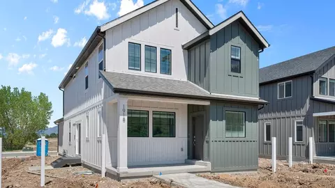 Exterior - 718 N 1600 E, Salem, UT 84653 photo 2 of 14