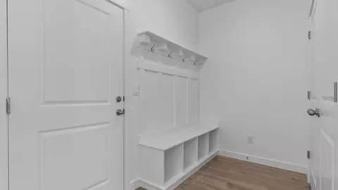Entry Way - 718 N 1600 E, Salem, UT 84653 photo 2 of 5