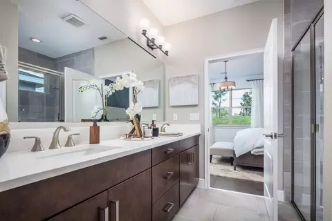 Bath - 3177 Greenview Ln, Saint Cloud, FL 34773 photo 1 of 4