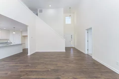 Living - 181 Remington Dr, Spring Arbor, MI 49283 photo 3 of 5
