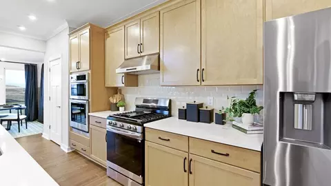 Kitchen - 412 Wagon Ave, Pataskala, OH 43062 photo 2 of 7