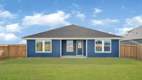 Exterior - 2626 Sunset Bluff Lane, Rosenberg, TX 77471 photo 4 of 9