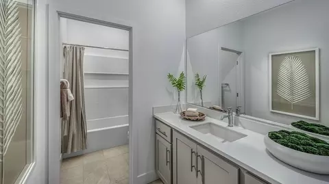 Bath - 7727 Levant Pl, Tracy, CA 95377 photo 2 of 4