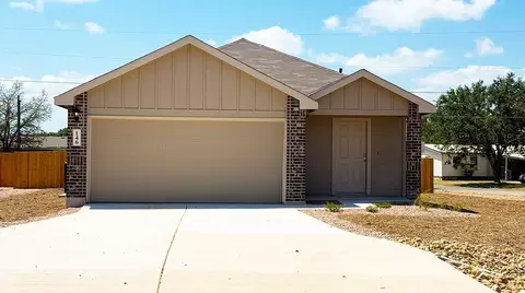 146 Lillis Ln, Comfort, TX 78013