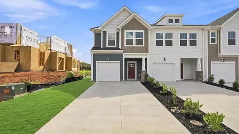 516 Round Rock Way, Fountain Inn, SC 29644