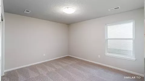 Bedroom - 4375 E 44th St, Des Moines, IA 50317 photo 1 of 5
