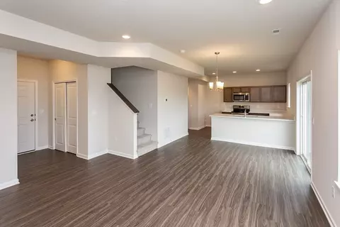 Living - 4375 E 44th St, Des Moines, IA 50317 photo 2 of 3