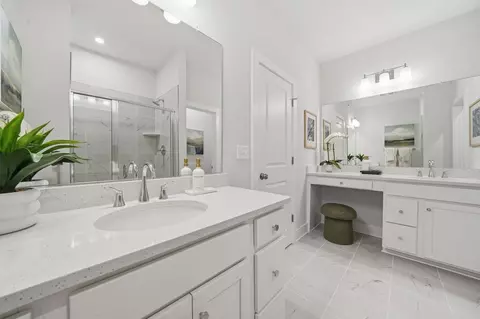 Bath - 10101 Five Iron Run, Midlothian, VA 23112 photo 2 of 5