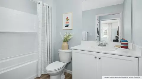 Bath - 229 Brighton Ranch Way, Patterson, CA 95363 photo 4 of 5