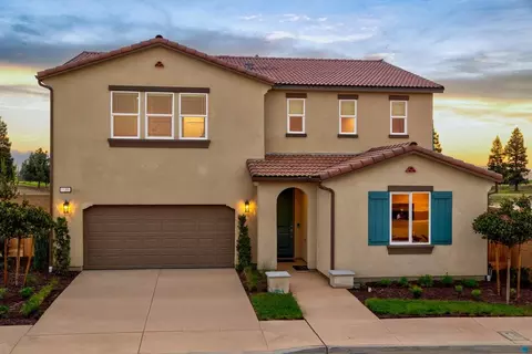 11337 N Ocaso Dr, Fresno, CA 93730