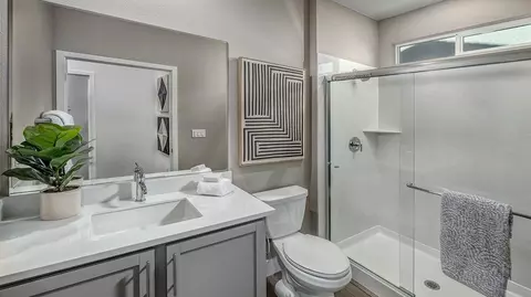 Bath - 2848 Wrangell St, Manteca, CA 95337 photo 2 of 3