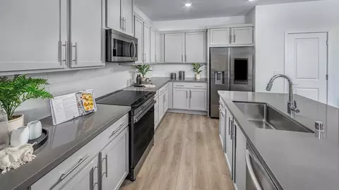 Kitchen - 2848 Wrangell St, Manteca, CA 95337 photo 2 of 7