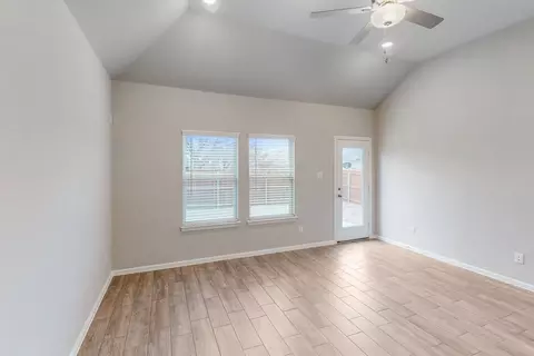 Living - 8024 Butterfield Dr, Sanger, TX 76266 photo 2 of 5