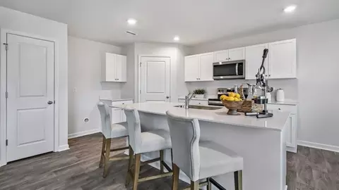 Kitchen - 269 Holton St, Smithfield, NC 27577 photo 4 of 6