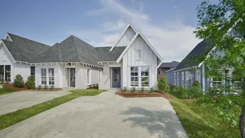 1021 Hunters Way, Opelika, AL 36801