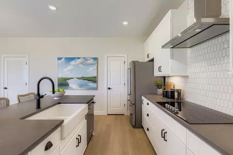 Kitchen - 46430 Heritage Ave, Bennett, CO 80102 photo 5 of 10