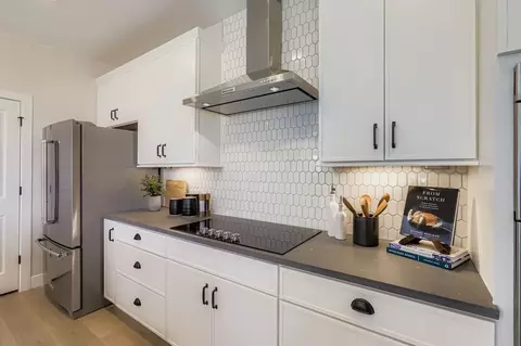 Kitchen - 46430 Heritage Ave, Bennett, CO 80102 photo 6 of 10
