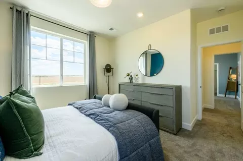 Bedroom - 46430 Heritage Ave, Bennett, CO 80102 photo 13 of 18