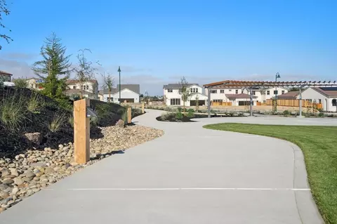 View/Area - 2988 Bluffs Dr, Marina, CA 93933 photo 9 of 10