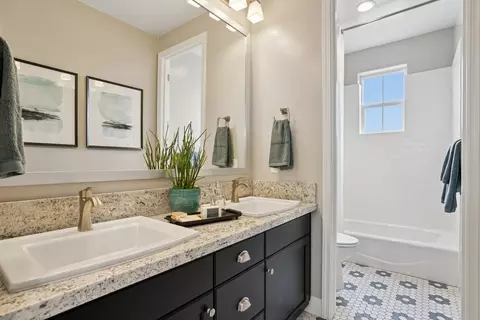 Bath - 2988 Bluffs Dr, Marina, CA 93933 photo 5 of 5